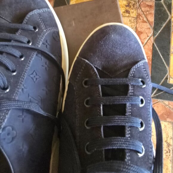 Louis Vuitton sneakers size 38.5 - Picture 8 of 10